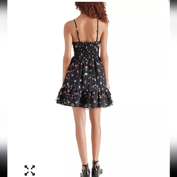 Steve Madden Yasmina V-Neck Lace-Trim Dress Sz Small Ruffle Hem New - Picture 2 of 16